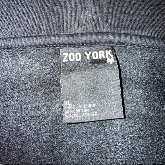 Zoo York Black Zip-Up Hoodie - Picture 8 of 8